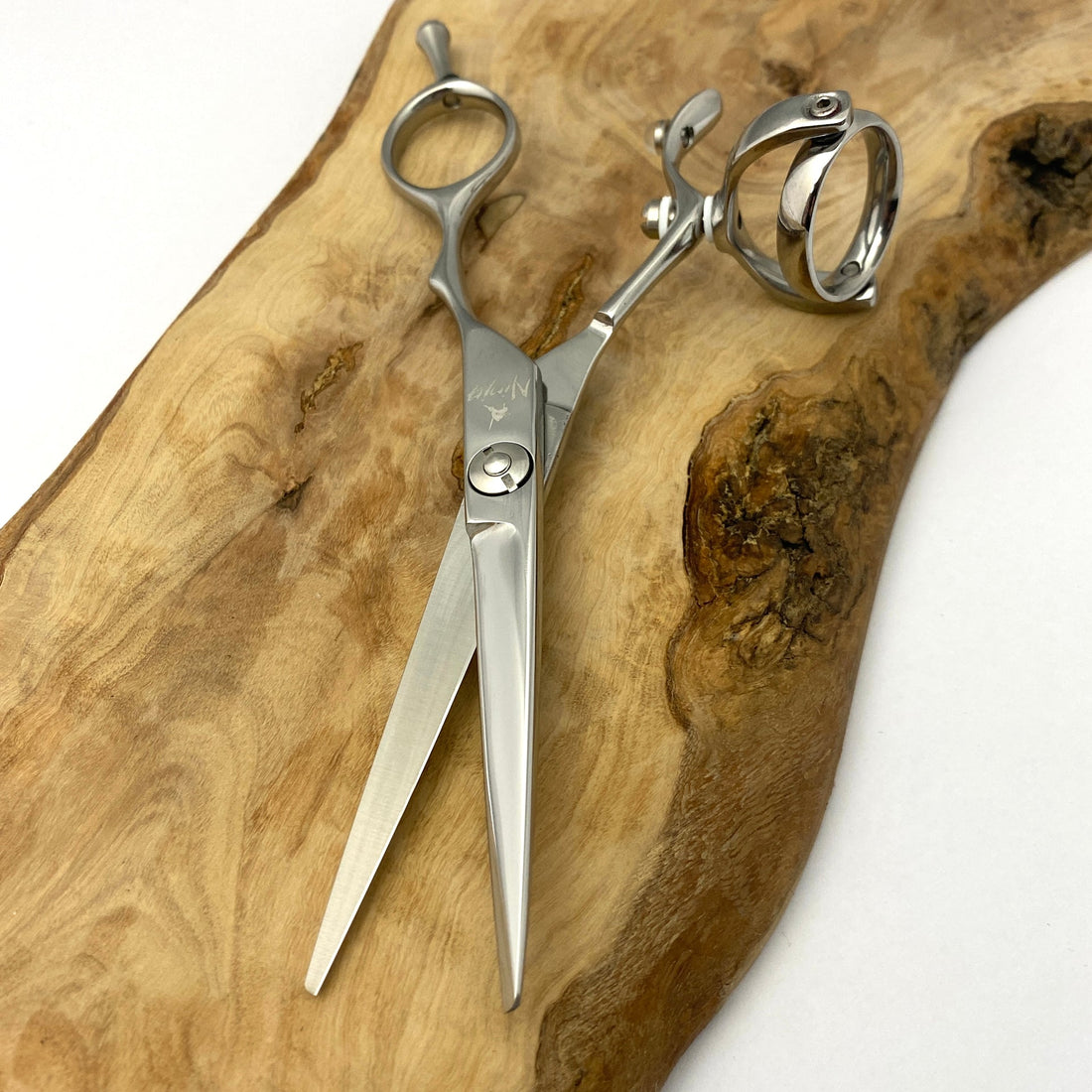 How to Perfectly Choose Japanese Hairdressing Scissors and Thinning Shears